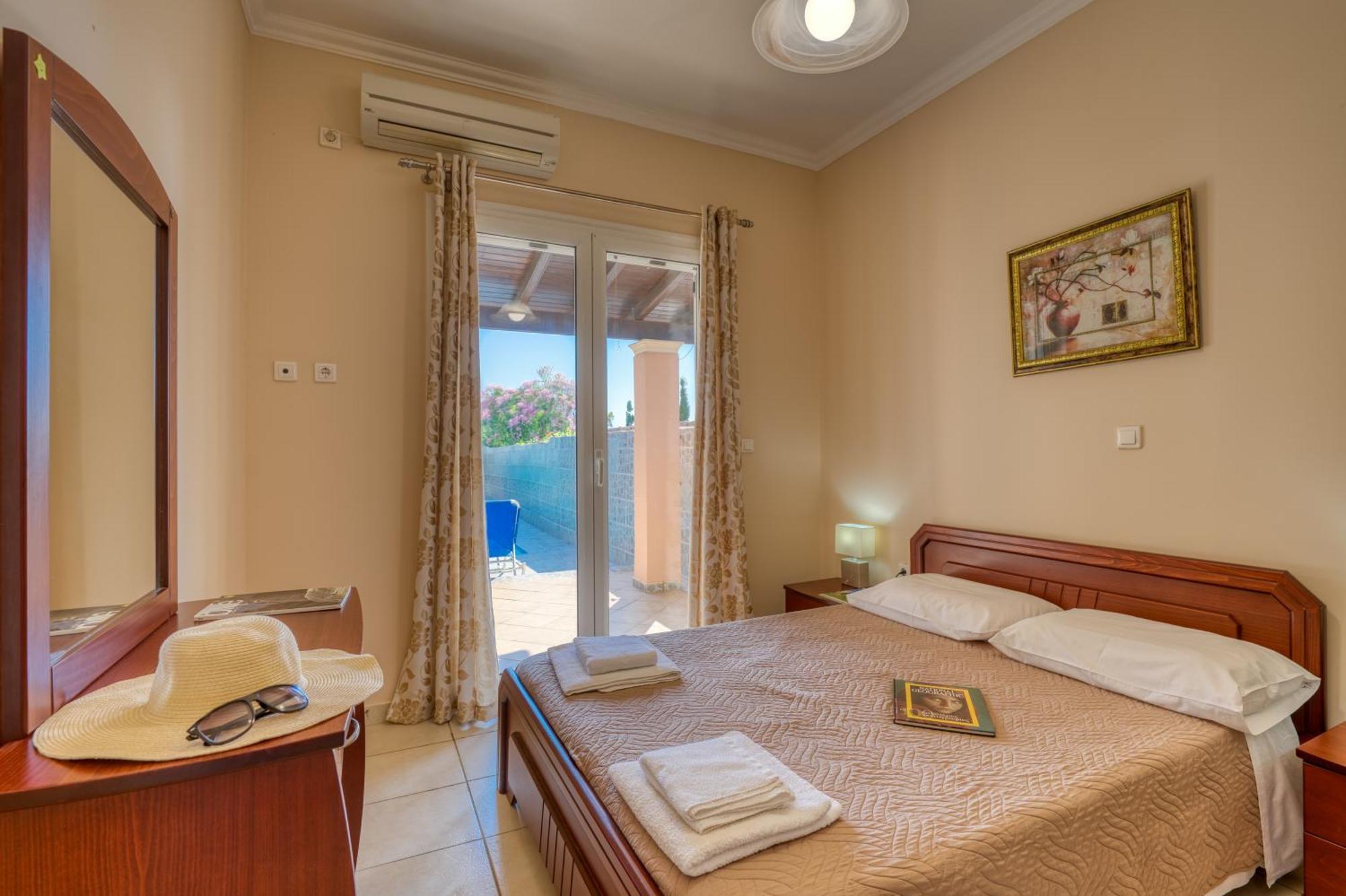 Villa Angela Agios Matthaios  Екстер'єр фото