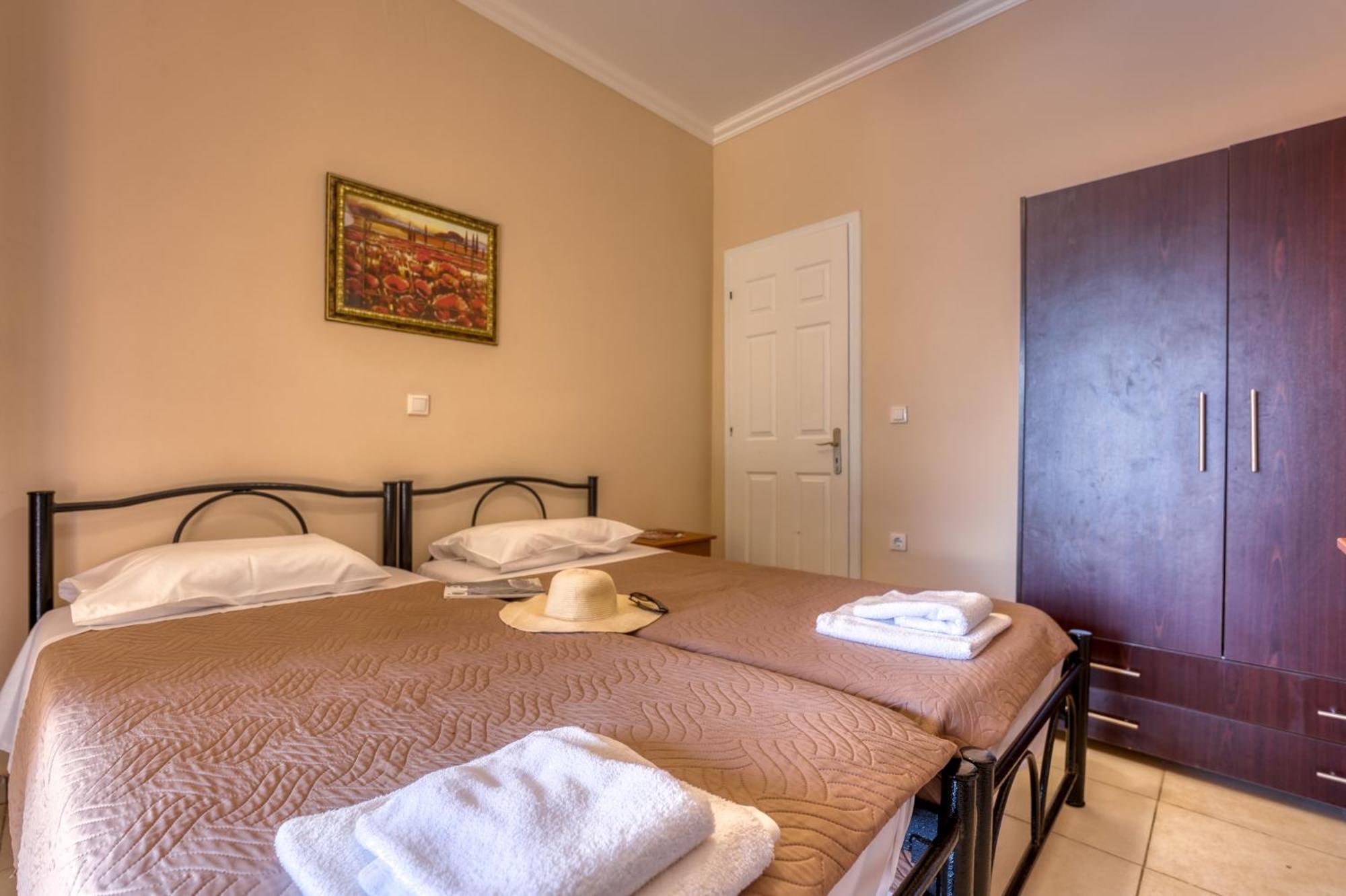 Villa Angela Agios Matthaios  Екстер'єр фото