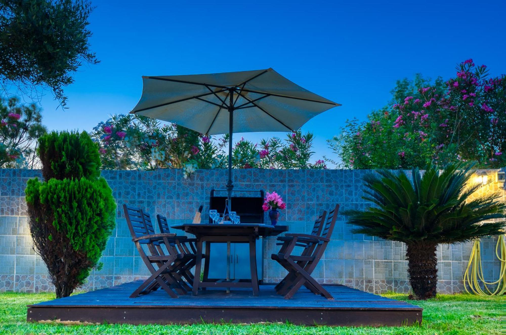 Villa Angela Agios Matthaios  Екстер'єр фото