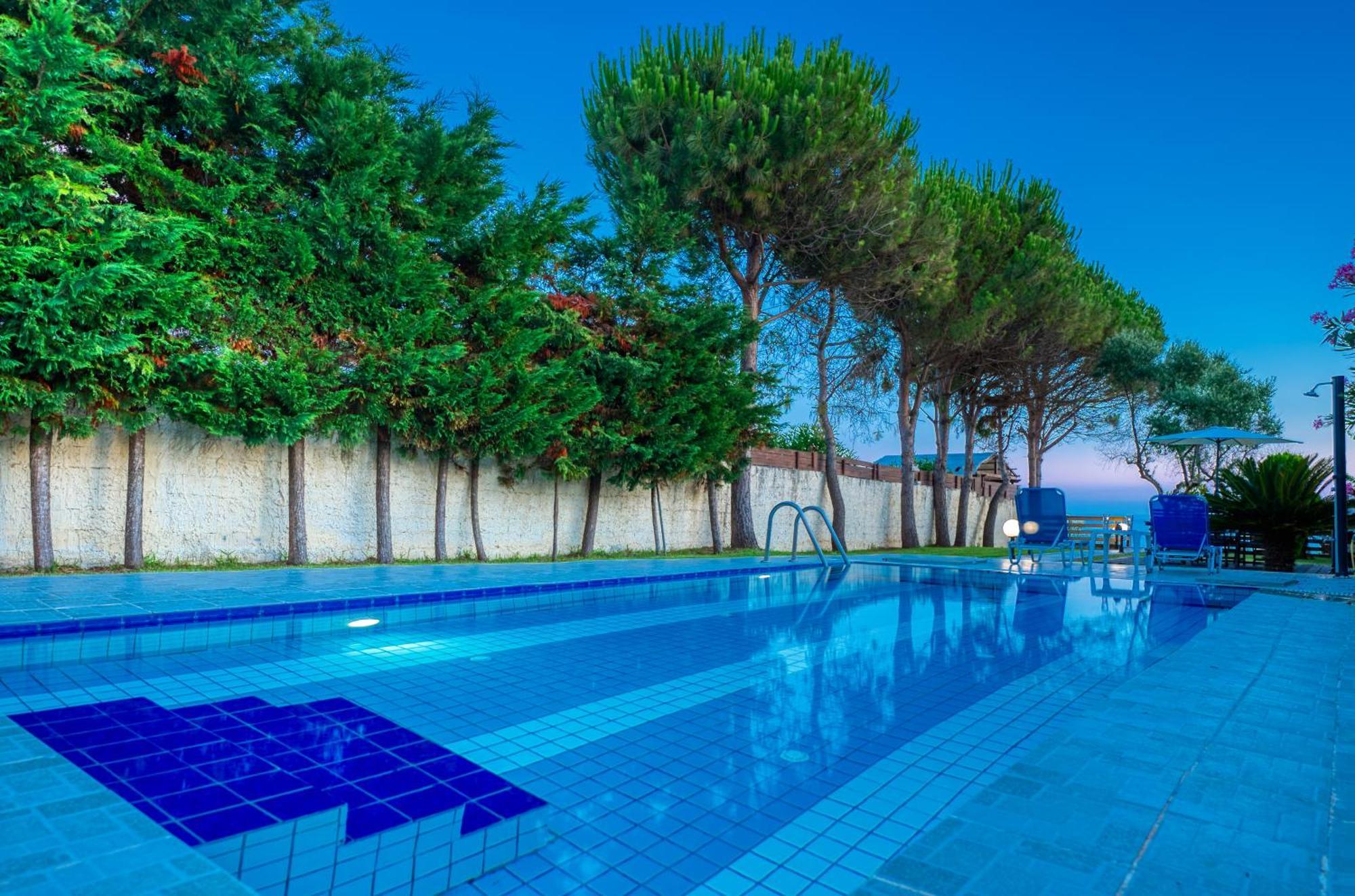 Villa Angela Agios Matthaios  Екстер'єр фото